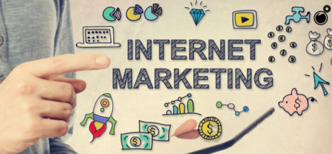 internet marketolog e1592254291995 - Кто такой интернет-маркетолог и как им стать в 2022 году?